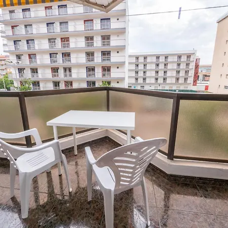 Homeholidaysrentals Brizna 公寓 *